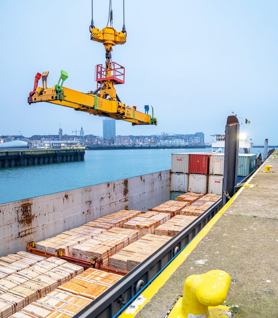 cargo Handling Services | Timber Products