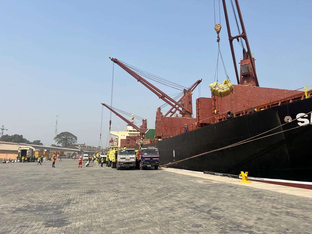 Discharging on the new berth in Freetown NSBT